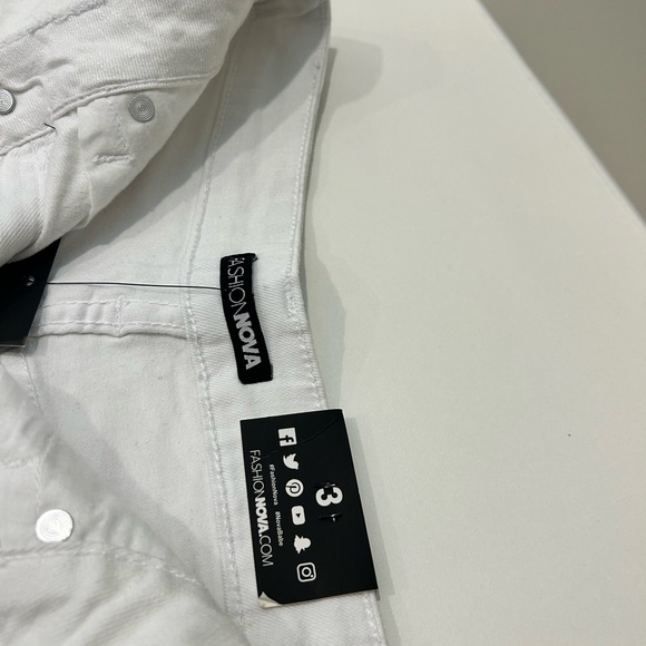 White denim shorts - Picture 4 of 6